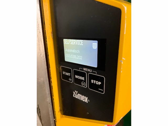 Zumex sinaasappelpersmachine - afbeelding 9 van  9
