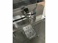 Zumex z-speed self service sinaasappelpersmachine - afbeelding 4 van  15