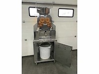 Zumex z-speed self service sinaasappelpersmachine - afbeelding 5 van  15