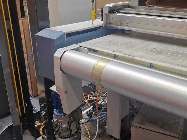 Zund - 2008 - 2xl3000cv - cnc-snijmachine - afbeelding 8 van  49