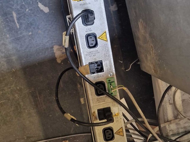 Zund - 2008 - 2xl3000cv - cnc-snijmachine - afbeelding 35 van  49