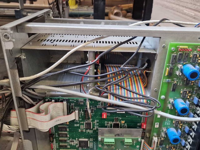 Zund - 2008 - 2xl3000cv - cnc-snijmachine - afbeelding 38 van  49