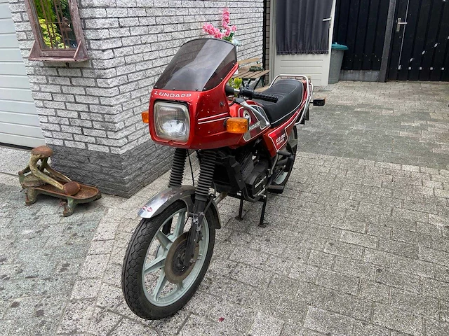 Zündapp - tour - ks 80 wk - motorfiets - afbeelding 1 van  8