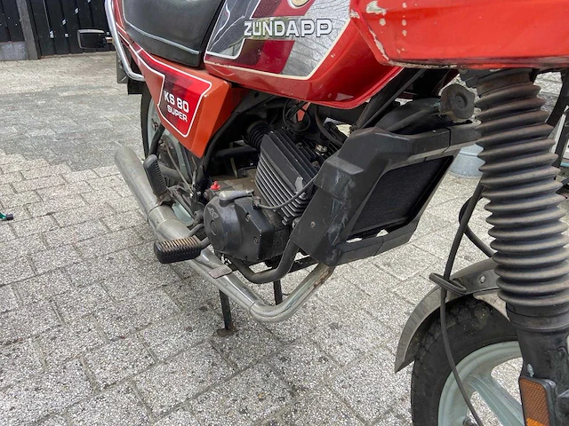 Zündapp - tour - ks 80 wk - motorfiets - afbeelding 8 van  8