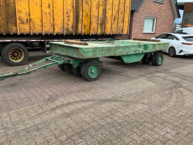 Zwaar transport kar - afbeelding 1 van  12