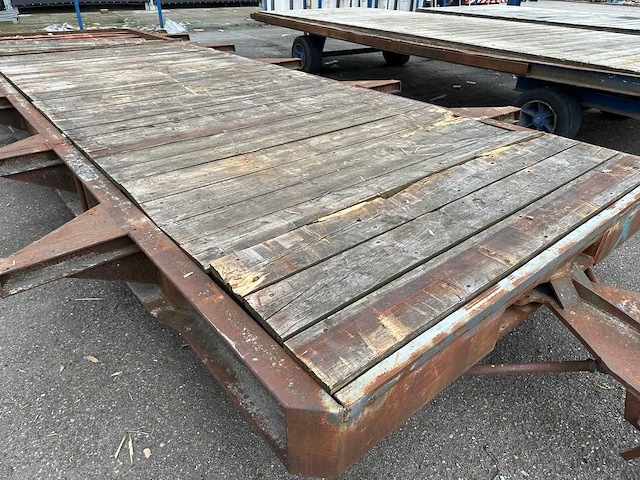 Zwaarlastwagen - afbeelding 6 van  9