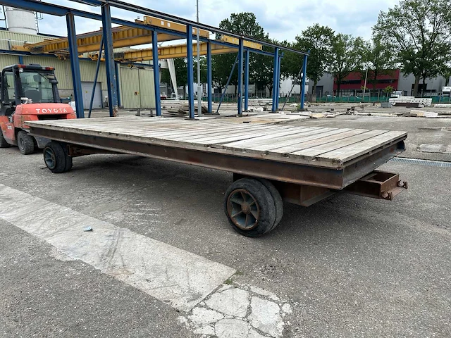 Zwaarlastwagen - afbeelding 4 van  9