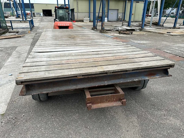 Zwaarlastwagen - afbeelding 8 van  9