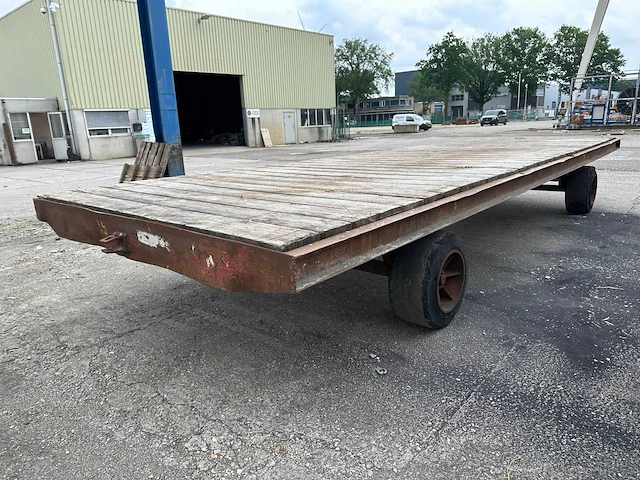 Zwaarlastwagen - afbeelding 4 van  8