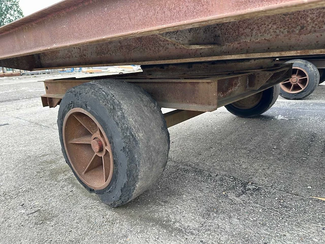 Zwaarlastwagen - afbeelding 7 van  8