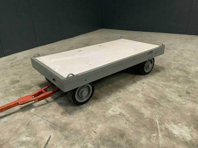 Zwaarlastwagen - afbeelding 1 van  6