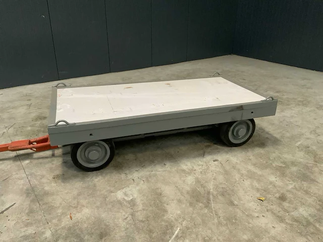 Zwaarlastwagen - afbeelding 2 van  6