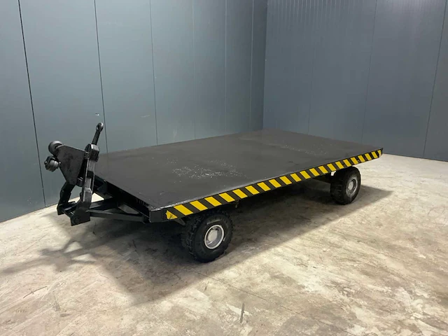 Zwaarlastwagen - afbeelding 1 van  5