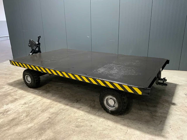 Zwaarlastwagen - afbeelding 2 van  5