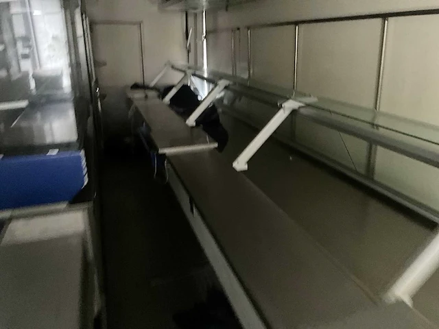 Zwalve verkooptrailer, verkoopwagen - afbeelding 3 van  19