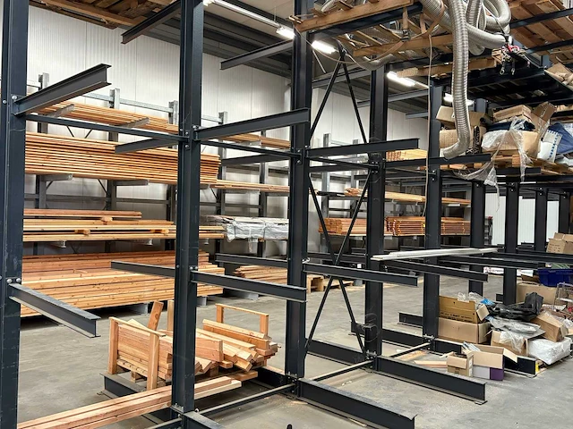 Zware draagarmstelling - 23,75 meter - afbeelding 8 van  12