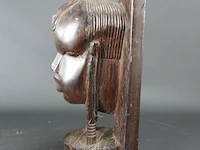 Zware ebbenhouten?. afrikaanse buste - afbeelding 2 van  5