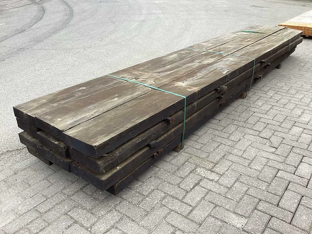 Zwart behandeld 300x75 mm balken (12x) - afbeelding 3 van  6