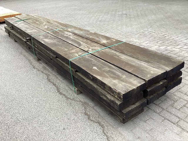 Zwart behandeld 300x75 mm balken (12x) - afbeelding 4 van  6