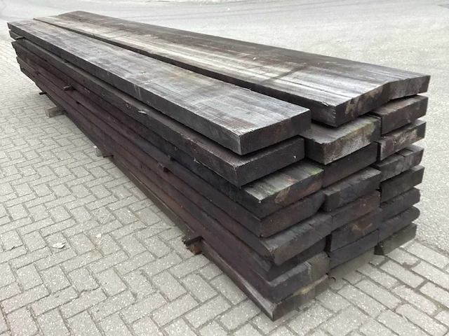 Zwart behandeld 300x75 mm balken (24x) - afbeelding 4 van  6