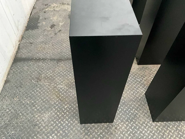 Zwart gelakte sokkel/zuil/pilaar (6x) - afbeelding 23 van  25