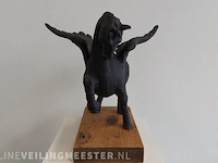 Zwart keramiek "pegasus" - afbeelding 2 van  5