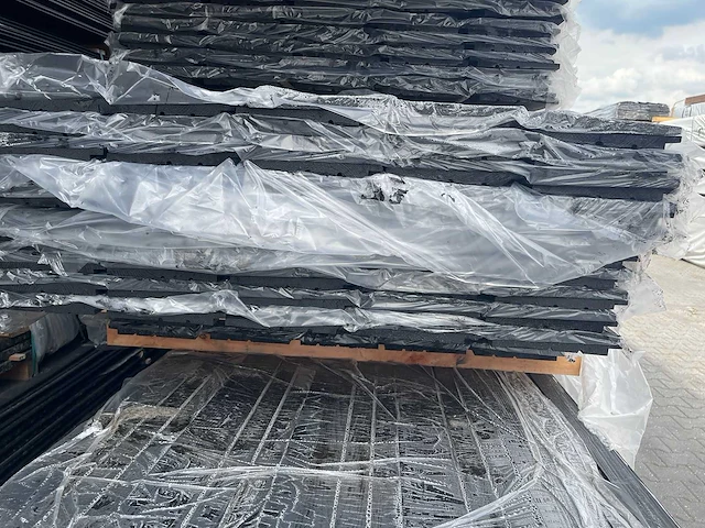 Zweeds rabat zwart gecoat 4200x195x16mm (100x) - afbeelding 3 van  3