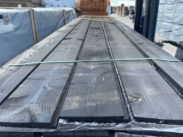 Zweeds rabat zwart gecoat 5000x195x18mm (44x) - afbeelding 1 van  3