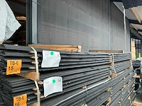 Zweeds rabat zwart gespoten 23x190mm, lengte 400cm (50x) - afbeelding 2 van  3