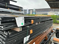 Zweeds rabat zwart gespoten 23x190mm, lengte 400cm (50x) - afbeelding 3 van  3