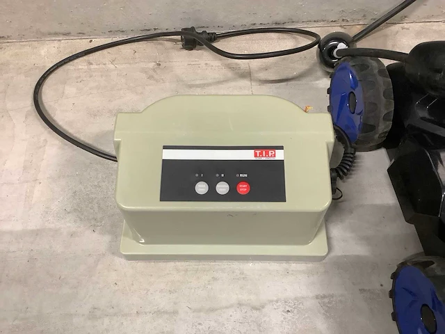 Zwembad robot 18000 bodem reiniger - afbeelding 5 van  5