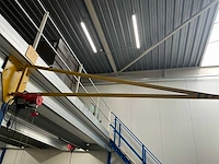Zwenkarmkraan met staaldraadtakel - afbeelding 1 van  7