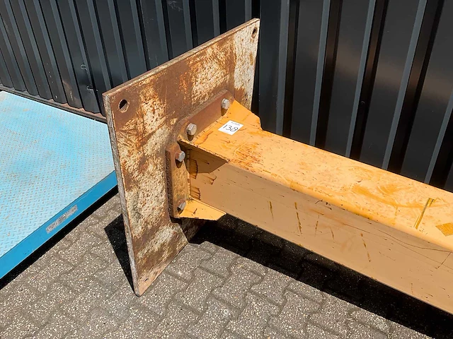 Zwenkarmkraan staander - afbeelding 3 van  4