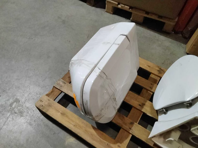 Zwevend toilet (3x) - afbeelding 2 van  8