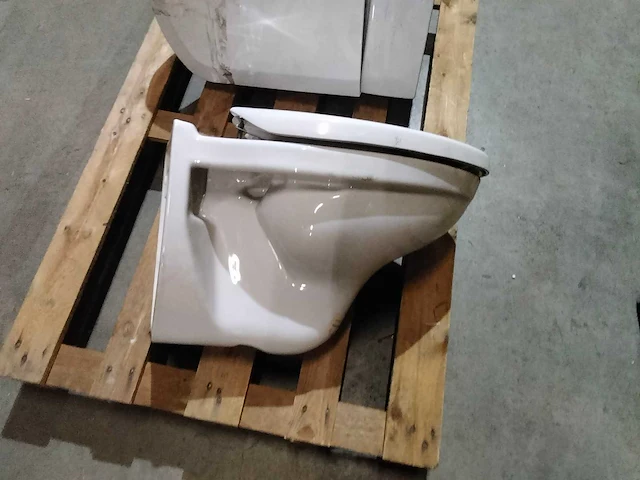 Zwevend toilet (3x) - afbeelding 4 van  8