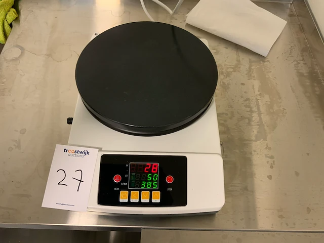 Zzkd roerder magnetisch en verwarmd - afbeelding 2 van  7