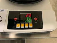 Zzkd roerder magnetisch en verwarmd - afbeelding 4 van  7