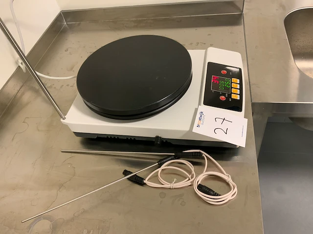 Zzkd roerder magnetisch en verwarmd - afbeelding 6 van  7