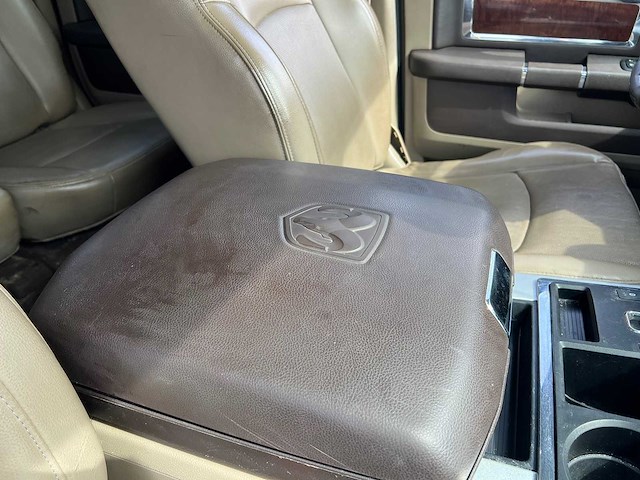 - - - dodge ram 5.7 v8 crew cab 2009 - afbeelding 31 van  40