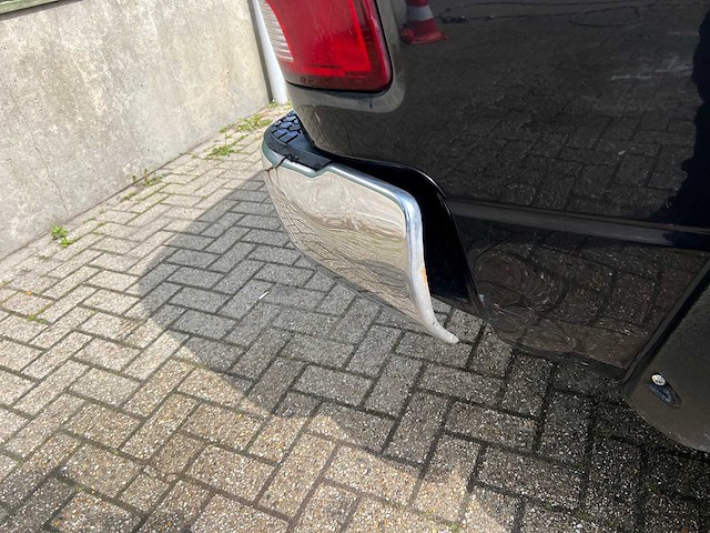 - - - dodge ram 5.7 v8 crew cab 2009 - afbeelding 33 van  40