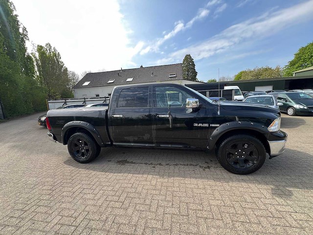 - - - dodge ram 5.7 v8 crew cab 2009 - afbeelding 37 van  40