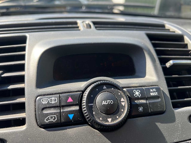 - - mercedes vito 110cdi 320lang dc luxe dubbel cabine 6 persoons - afbeelding 17 van  21