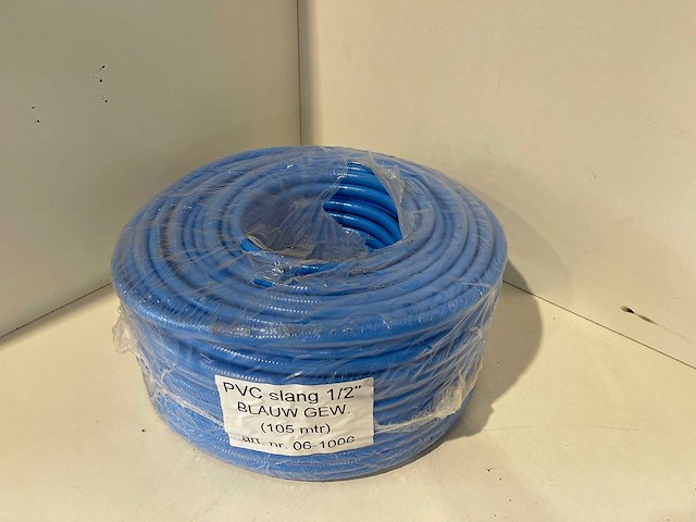 - - rol pvc persluchtslang - afbeelding 2 van  2