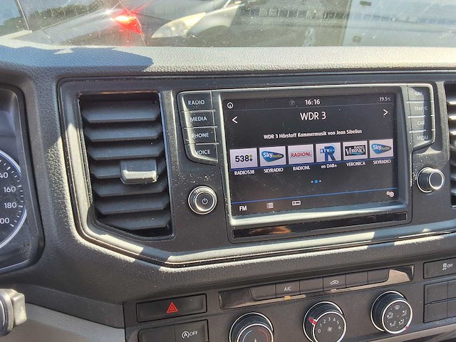 - - volkswagen crafter 2.0tdi l4 highline - afbeelding 7 van  21