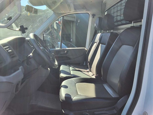 - - volkswagen crafter 2.0tdi l4 highline - afbeelding 20 van  21