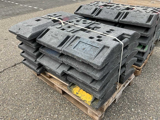 +/- 30x geleidebaken - afbeelding 11 van  11