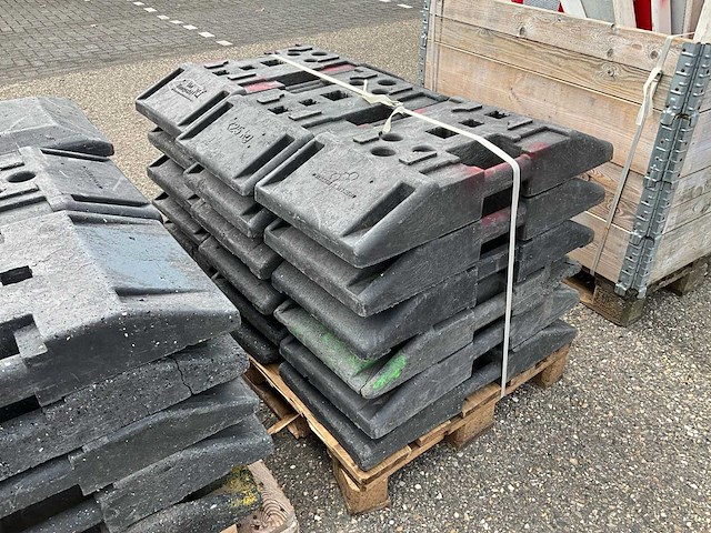 +/- 30x geleidebaken - afbeelding 2 van  10