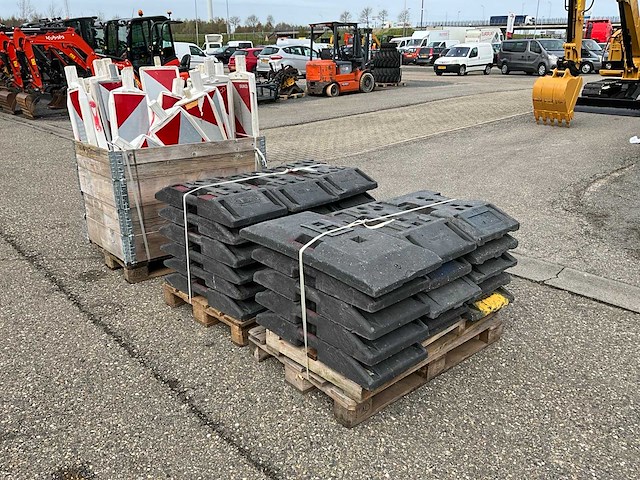 +/- 30x geleidebaken - afbeelding 8 van  10