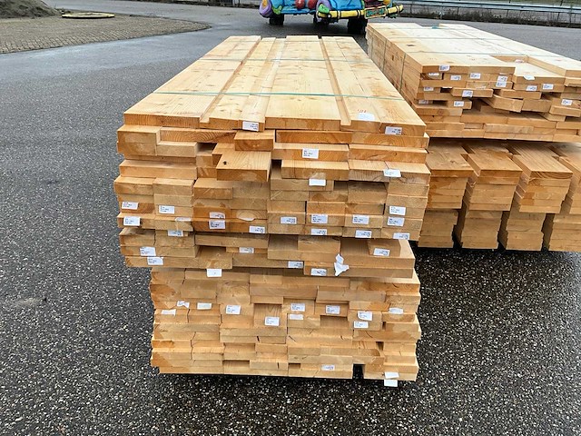 +/- 3m3 geschaafde planken 36mm dik - afbeelding 3 van  10