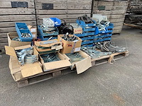 - bevestigingsmaterialen - afbeelding 1 van  3